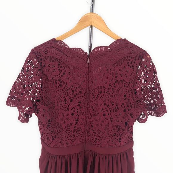 Lulu’s Angel in Disguise Burgundy Lace Skater Dress Short Sleeves size Large NWT - Picture 7 of 15
